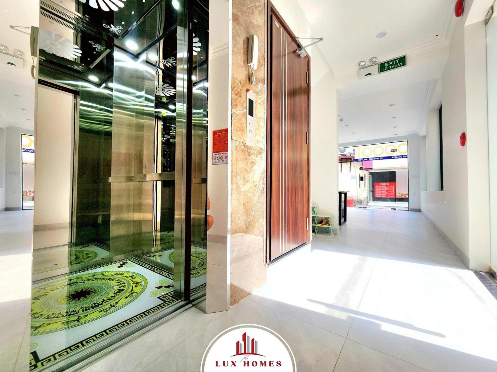 The Luxhomes Apartments 231 Van Cao Hai Phong Exterior photo