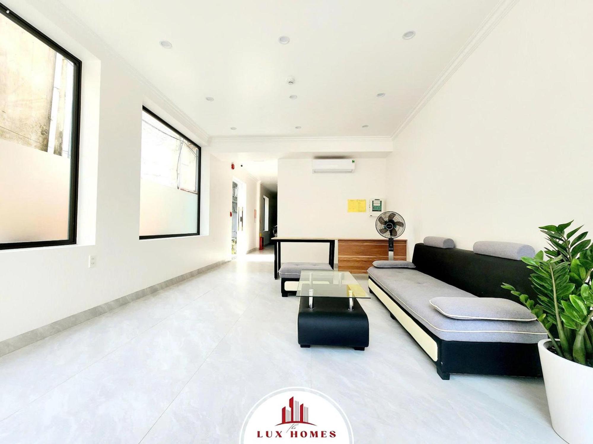 The Luxhomes Apartments 231 Van Cao Hai Phong Exterior photo