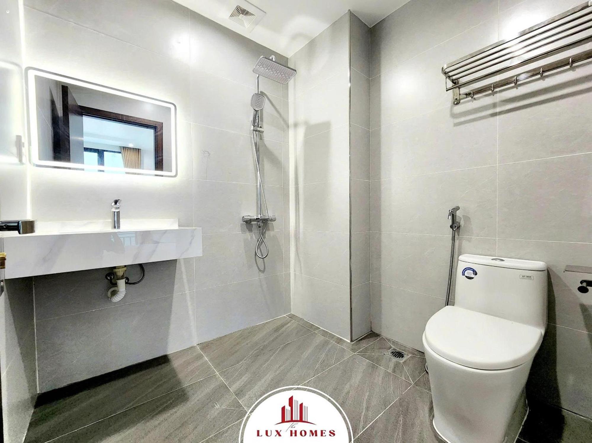The Luxhomes Apartments 231 Van Cao Hai Phong Exterior photo
