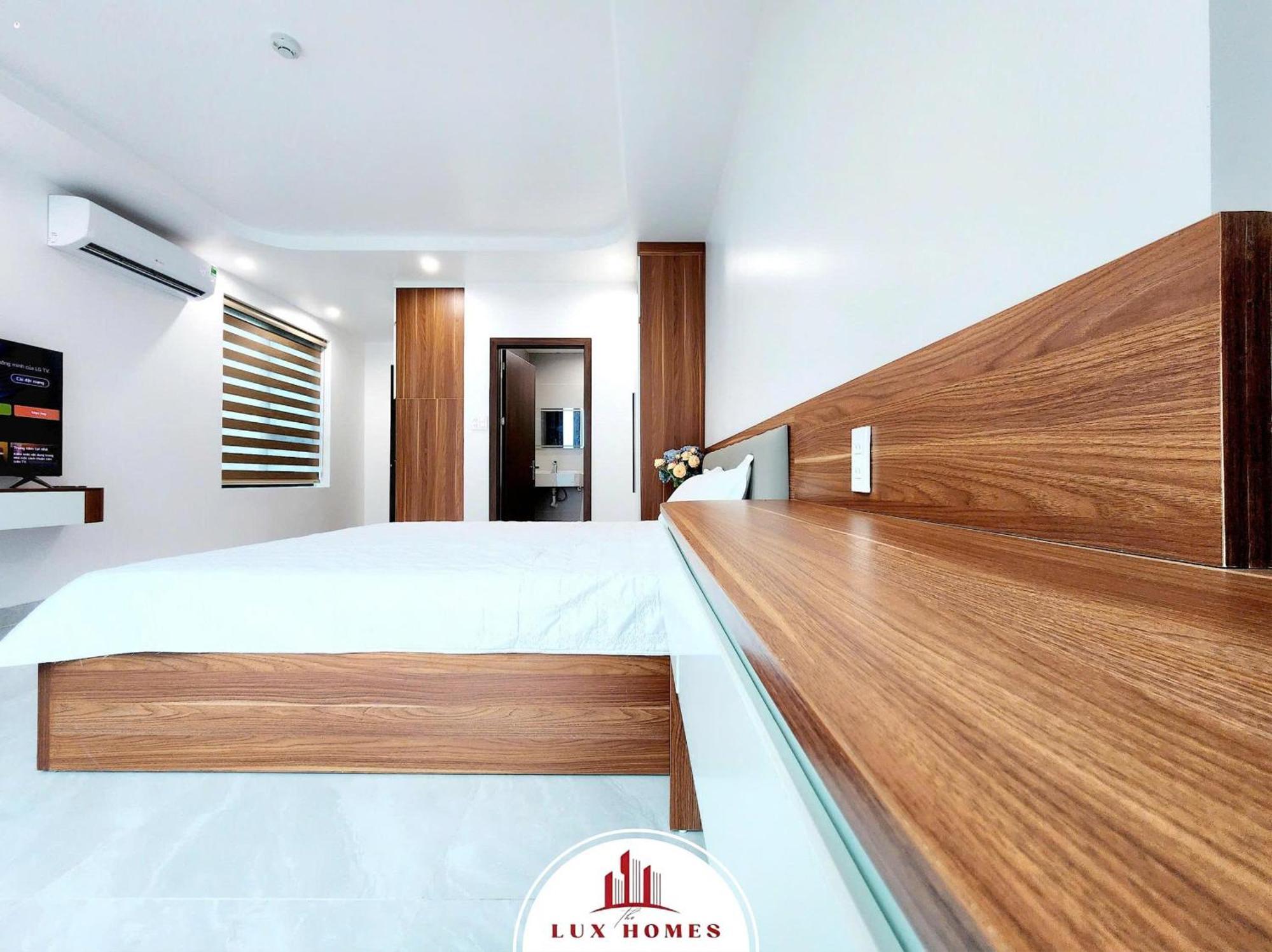 The Luxhomes Apartments 231 Van Cao Hai Phong Exterior photo