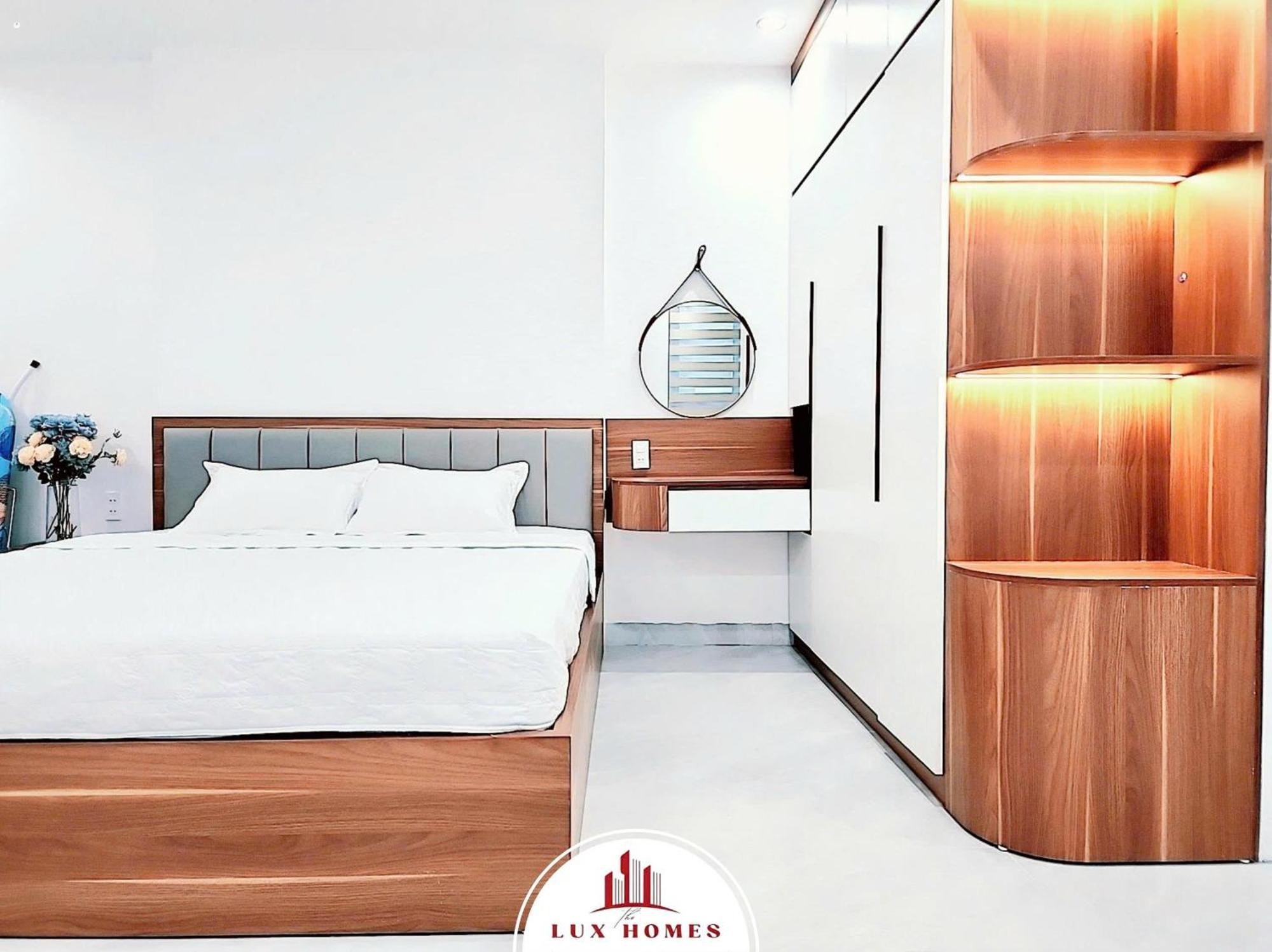The Luxhomes Apartments 231 Van Cao Hai Phong Exterior photo